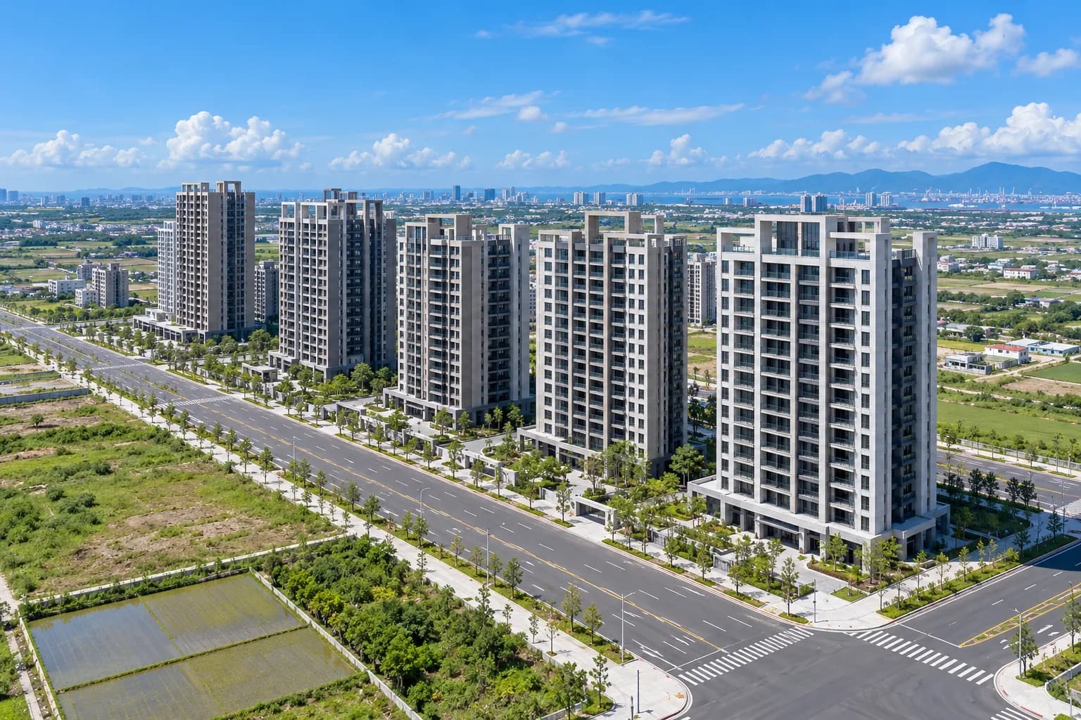 待售新成屋11.3萬宅再創新高、空屋率降至9.44%:南部賣壓與供需分化加劇